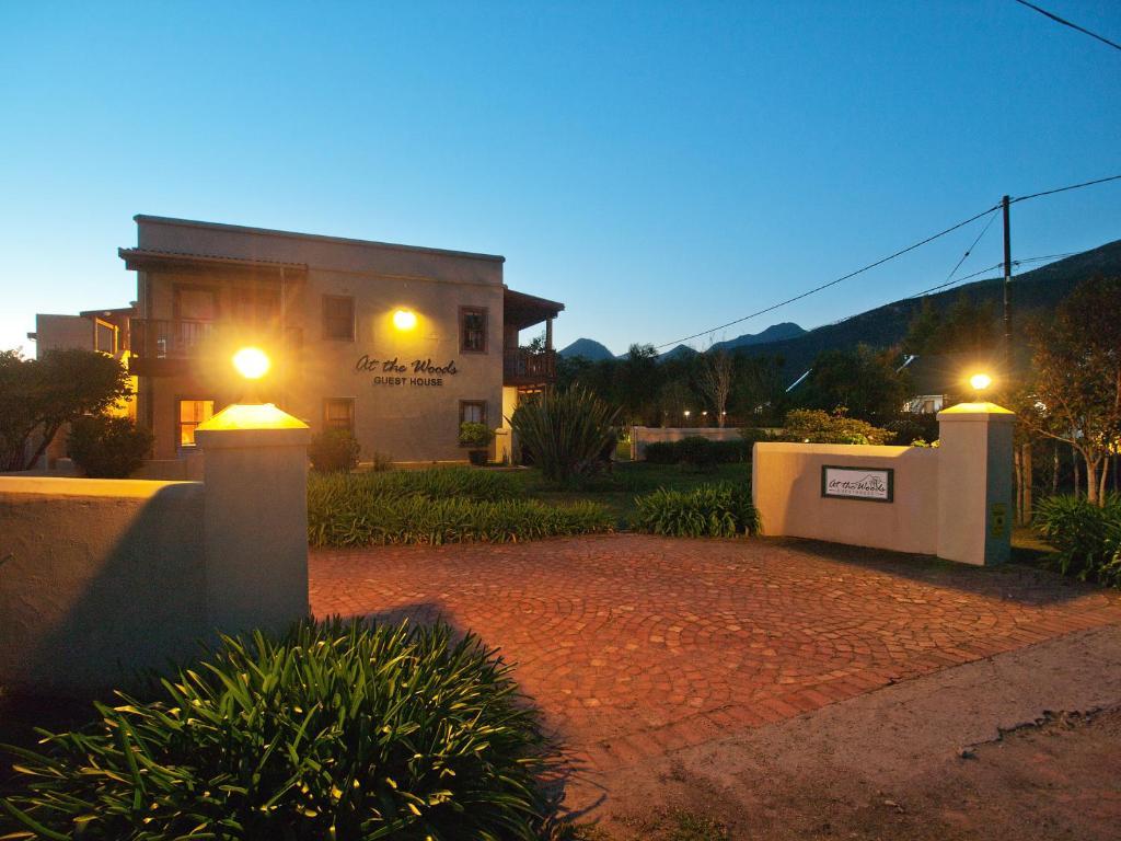 At The Woods Guest House Stormsrivier Exterior foto